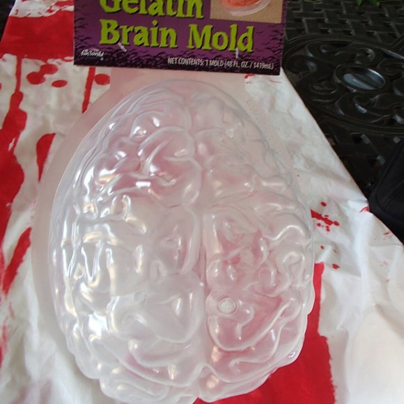 COPY - Brains Jello Mold ZOMBIE Frankenstein Halloween Horror Prop NWT Clearanc… - Picture 11 of 13